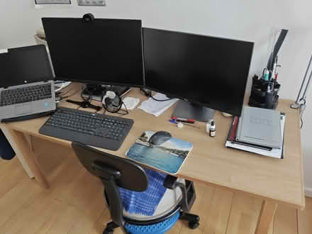 Photo of free Table/ Desk (Stockwell SW9) #1