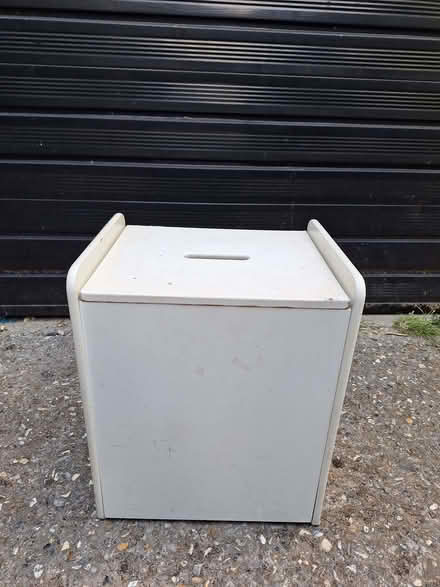 Photo of free Storage seat (Shinfield RG2) #1