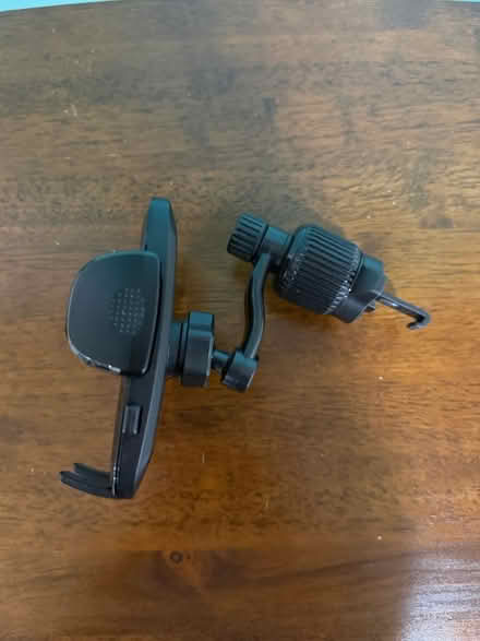 Photo of free Car vent cell phone holder (Patuxent Glen Community,Severn) #2