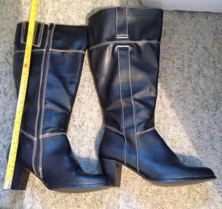 Photo of free Evans heeled boots size 6 (Brinnington SK5) #1