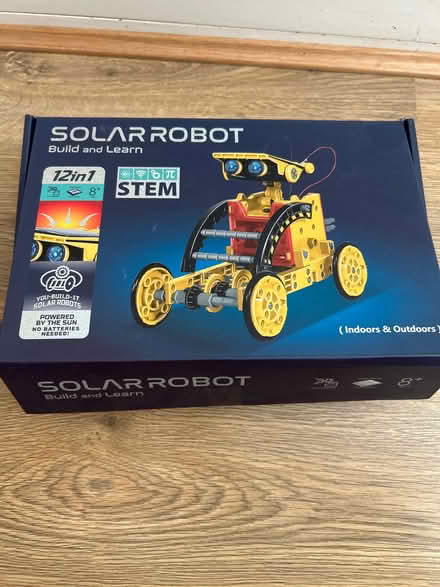 Photo of free Solar robot set brand new (Wivenhoe CO7) #1