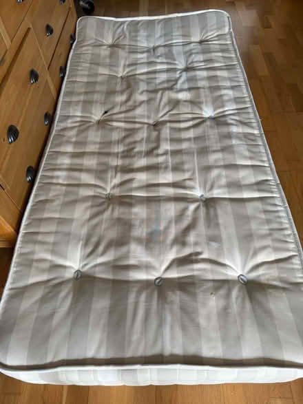 Photo of free Regular sized single mattress (Chesham HP5) #2