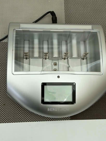 Photo of free Bergstrom Charger (Stanford le hope) #1