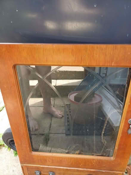 Photo of free Glass panel with etched arch pattern for upcycling project (Bromham MK43) #3