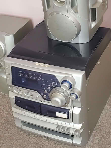 Photo of free Stereo (Ewloe CH5) #1