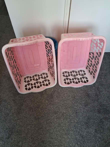 Photo of free 2 laundry/storage baskets (Broomhall S3) #1