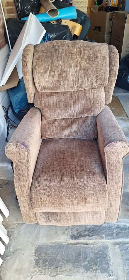 Photo of free Dual motor riser recliner (Fareham PO15) #1