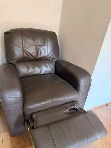 Photo of free recliner chair (Nottingham, NG12) #3