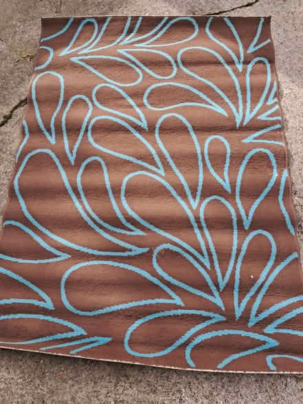 Photo of free Rug (Great Strickland CA10) #1