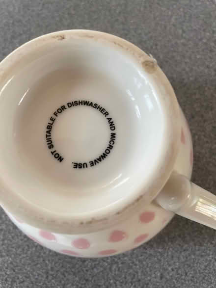 Photo of free Mug - unwanted gift (Chessington KT9) #2
