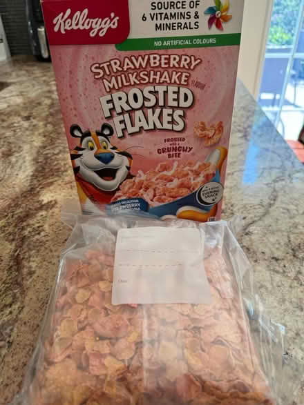 Photo of free Strawberry Frosted Flakes (Erin Mills&QEW) #2