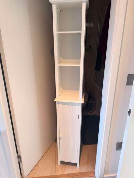 Photo of free Small wooden cabinet (Putney SW15) #3