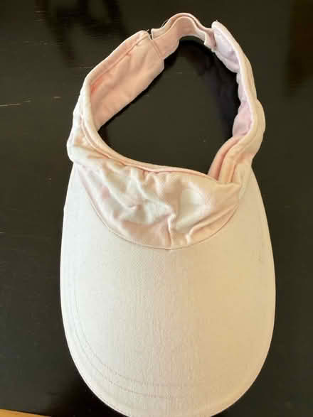 Photo of free Women’s visor/cap (Upper East Side) #1