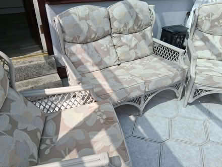 Photo of free Conservatory suite(2 chairs 1 sofa) (Lower Penwortham PR1) #4