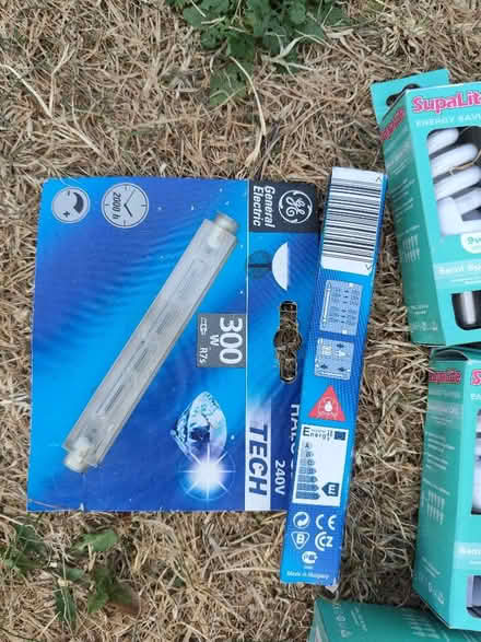 Photo of free Light bulbs small bayonet (Keynsham Memorial Park BS31) #2