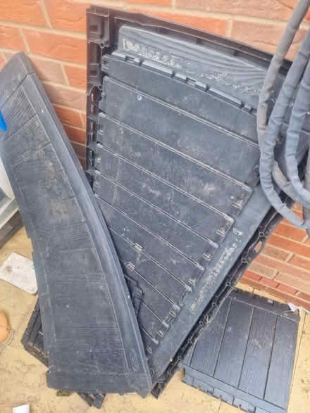 Photo of free Outdoor storage box (Canon pyon HR4) #2