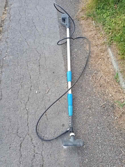 Photo of free Window washer / brush (Prichard rd OX3) #1