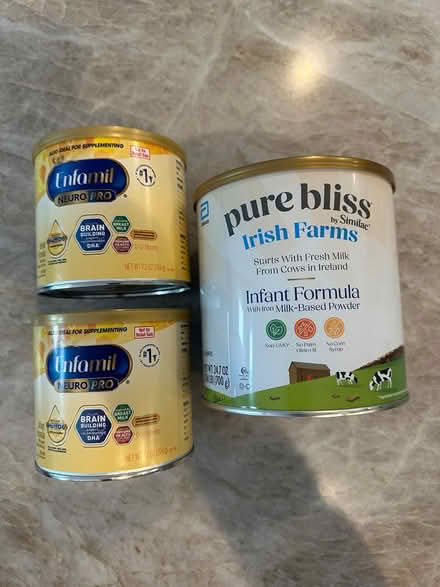 Photo of free Enfamil & Similac Baby Formula (63rd & Main) #1