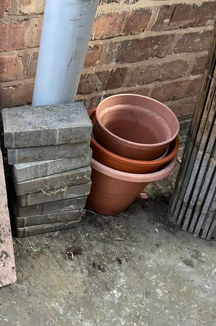 Photo of free bricks, plant pots and screening (Saltney Ferry CH4) #3