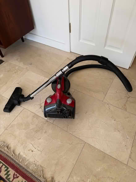 Photo of free Vacuum Cleaner - Curry’s C7OOVC18 (Sandycove) #1