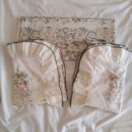 Photo of free 2 Country Diary Double Duvet Bedding Sets VGC (Downall Green WN4) #1