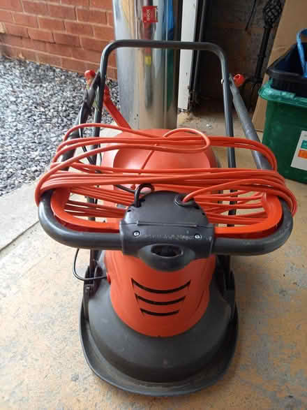 Photo of free Lawn mower (Burnham near Tesco) #2