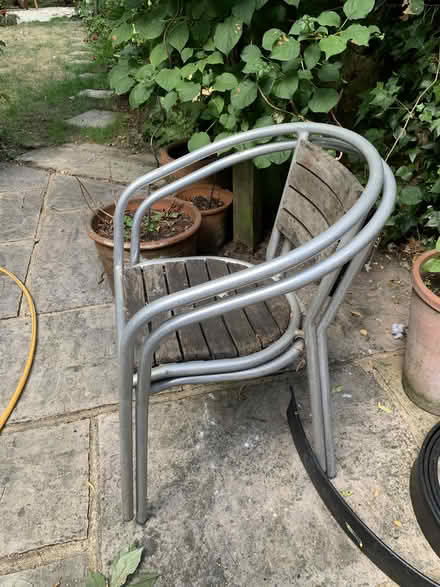 Photo of free garden table and chairs (Camden tube station NW1) #2