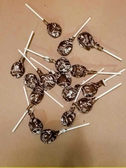 Photo of free Tootsie pops (W section, Bowie) #1