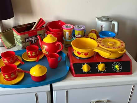 Photo of free tea set (Maidstone ME17) #1