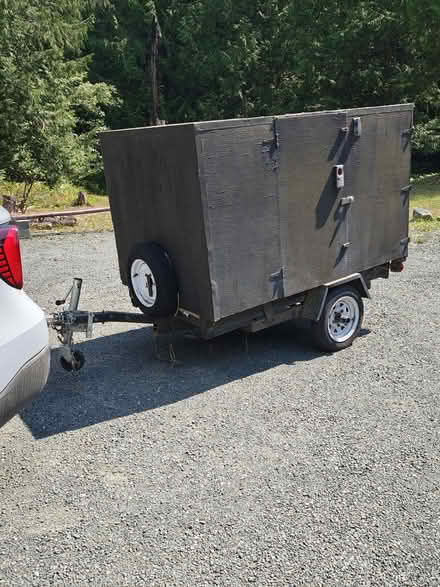 Photo of free 6'x4' cargo trailer (Blue mountain road) #1