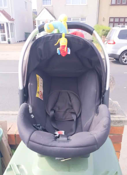 Photo of free Baby Car Seat (Can Deliver) (Welling DA16) #1