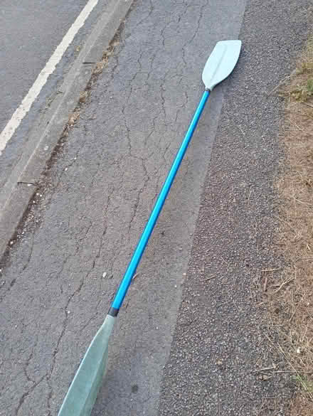 Photo of free Canoe paddle (Prichard rd OX3) #1