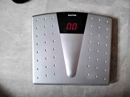 Photo of free Bathroom scales (Eye PE6) #3