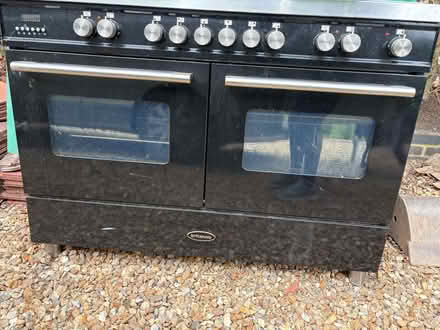 Photo of free Britania 6 ring gas on top , electric oven range (Stapleford CB22) #1