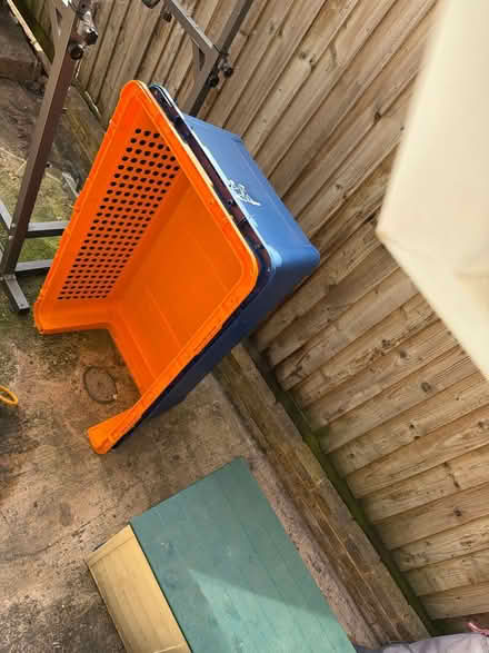 Photo of free Labrador sized kennel for dog (Stratford, E15) #2