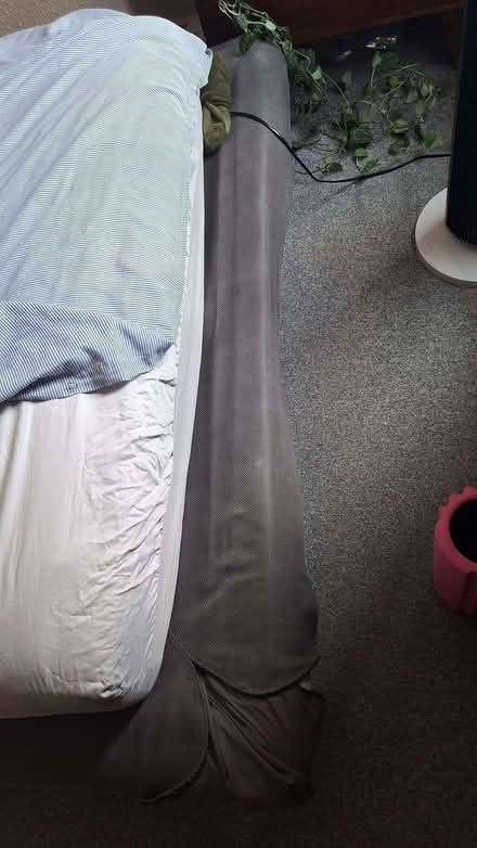 Photo of free Double bed frame (Tooting SW17) #4