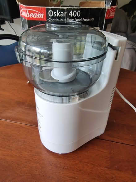 Photo of free Sunbeam Oskar 400 Food Processor (Near Hue Hue Rd Jilliby) #1