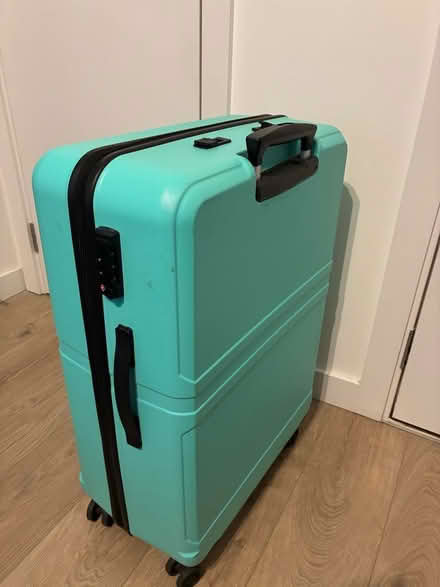 Photo of free Hard shell suitcase - tommy hilfiger (Poplar E14) #2