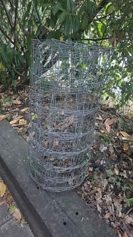 Photo of free stock fence (Kingwood Common RG9) #1