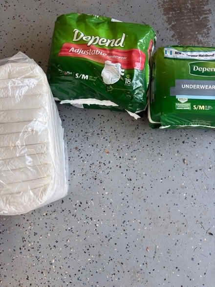 Photo of free Disposable underwear and pads (Palladian way & Bishops Glen) #1