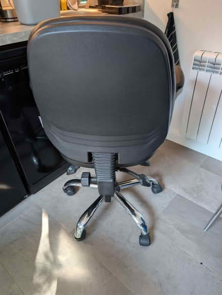 Photo of free Black Office Chair (World's End RH15) #1