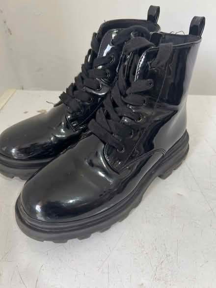 Photo of free Kid shoes (Ecclesfield S5) #3