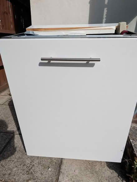 Photo of free AEG dishwasher (West wickham BR4) #1
