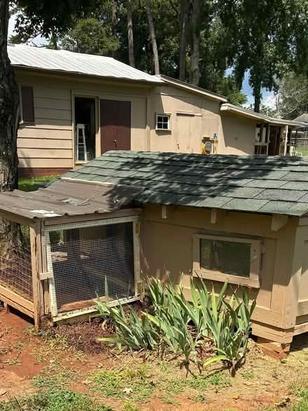 Photo of free Cat/Dog House (Southern Rowan County) #2