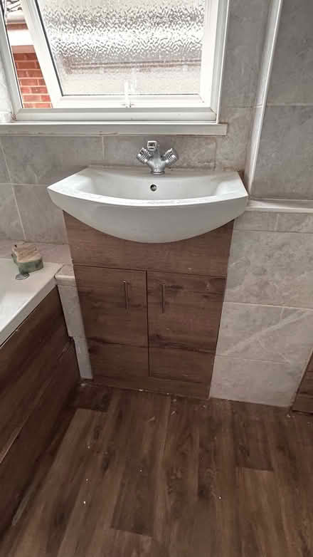 Photo of free Bathroom sink/cabinet (Ilkeston DE7 DE7) #1