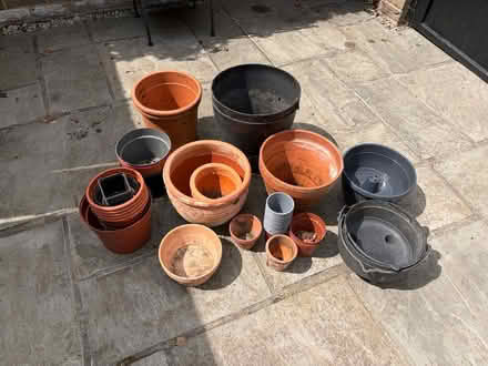 Photo of free Flower pots (Billericay CM11) #1