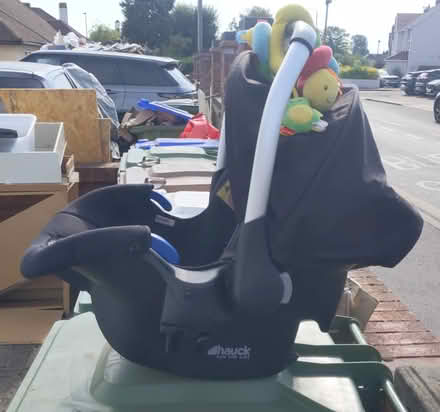 Photo of free Baby Car Seat (Can Deliver) (Welling DA16) #3