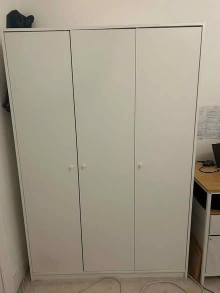 Photo of free Triple wardrobe (Merton SW19) #1
