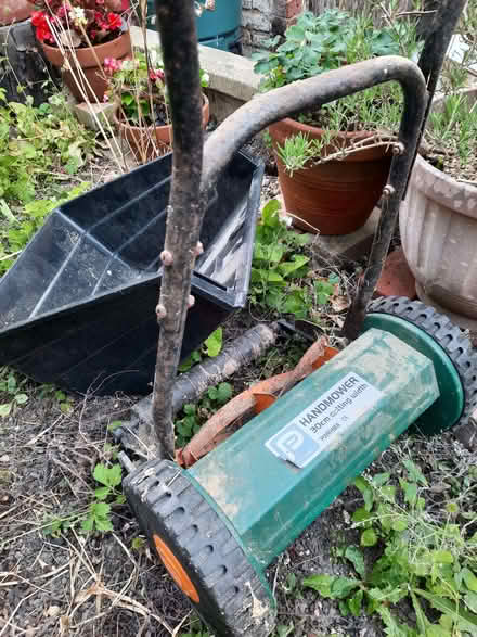 Photo of free Hand mower with grass collector (Hollingdean BN1) #3
