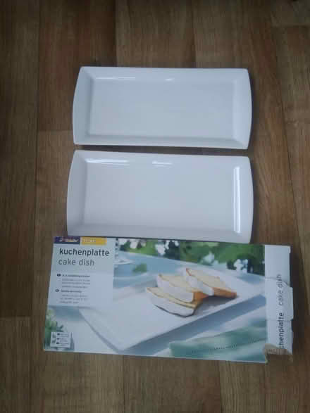 Photo of free White porcelain rectangular cake plates (Millhouses S7) #1